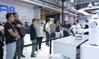 Official Launch Of PL-Universe ProWhite Robot <br/>Appearance At WRC